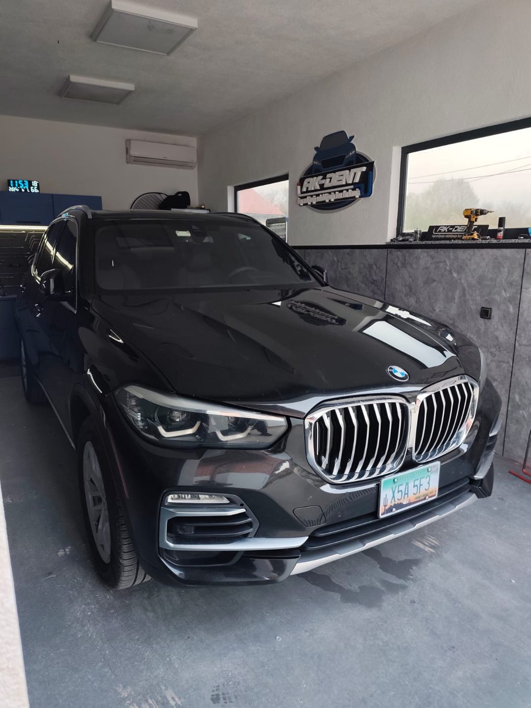 BMW